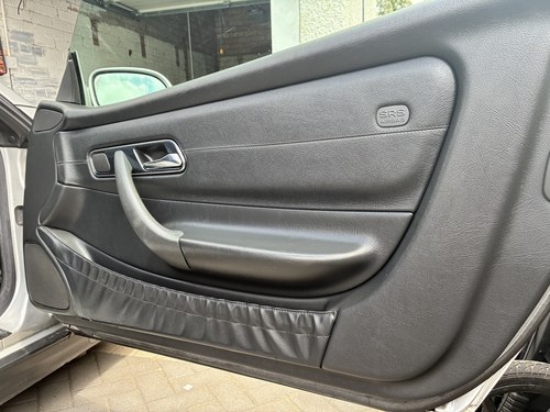 1998 Mercedes-Benz R170 SLK230 Kompressor For Sale (picture 17 of 54)