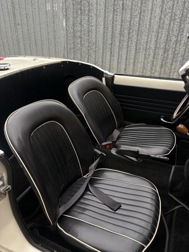 1966 Triumph Spitfire Mk2 In vendita (immagine 30 di 79)