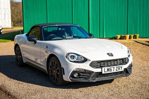 2017 Abarth 124 Spider Scorpione à venda (imagem 9 de 110)