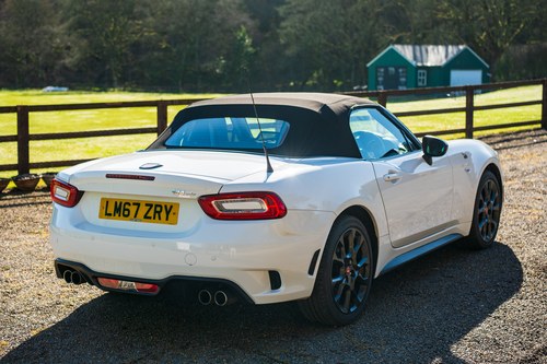 2017 Abarth 124 Spider Scorpione à venda (imagem 15 de 110)