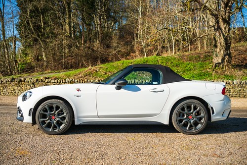 2017 Abarth 124 Spider Scorpione à venda (imagem 21 de 110)