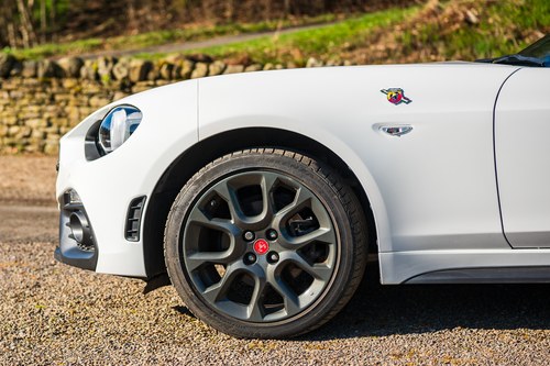 2017 Abarth 124 Spider Scorpione à venda (imagem 69 de 110)