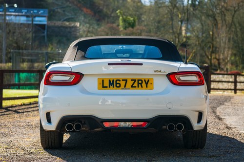 2017 Abarth 124 Spider Scorpione à venda (imagem 23 de 110)