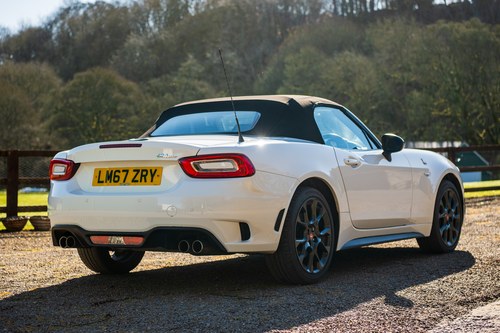 2017 Abarth 124 Spider Scorpione à venda (imagem 24 de 110)