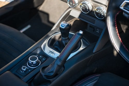 2017 Abarth 124 Spider Scorpione à venda (imagem 39 de 110)