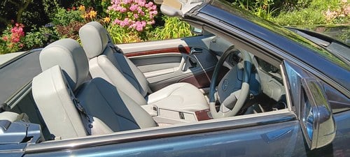 1996 Mercedes-Benz 500 SL R129 à venda (imagem 27 de 39)
