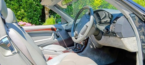 1996 Mercedes-Benz 500 SL R129 à venda (imagem 29 de 39)