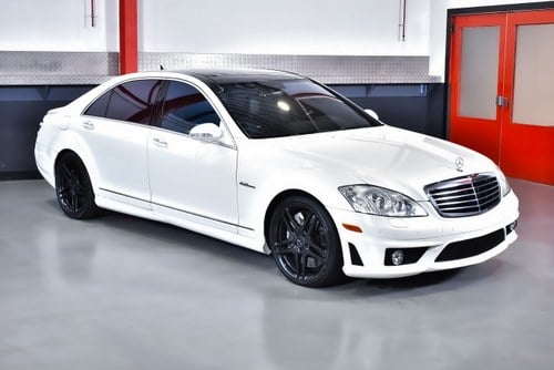 2008 Mercedes-Benz W221 S63 AMG "Performance" Sedan 6,3L V8 till salu (bild 2 av 126)