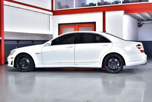 2008 Mercedes-Benz W221 S63 AMG "Performance" Sedan 6,3L V8 till salu (bild 27 av 126)