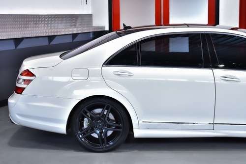 2008 Mercedes-Benz W221 S63 AMG "Performance" Sedan 6,3L V8 till salu (bild 29 av 126)