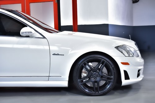 2008 Mercedes-Benz W221 S63 AMG "Performance" Sedan 6,3L V8 till salu (bild 31 av 126)