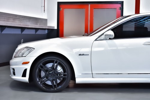 2008 Mercedes-Benz W221 S63 AMG "Performance" Sedan 6,3L V8 till salu (bild 33 av 126)