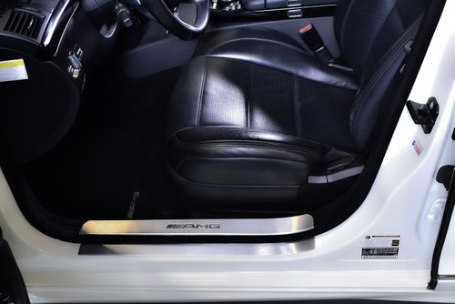 2008 Mercedes-Benz W221 S63 AMG "Performance" Sedan 6,3L V8 till salu (bild 40 av 126)