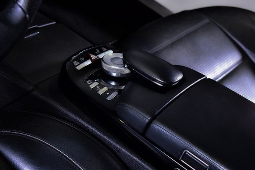 2008 Mercedes-Benz W221 S63 AMG "Performance" Sedan 6,3L V8 till salu (bild 45 av 126)