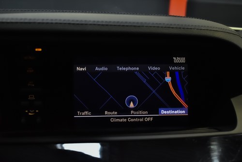 2008 Mercedes-Benz W221 S63 AMG "Performance" Sedan 6,3L V8 till salu (bild 52 av 126)