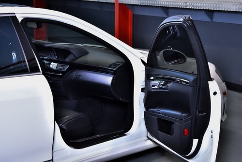 2008 Mercedes-Benz W221 S63 AMG "Performance" Sedan 6,3L V8 till salu (bild 58 av 126)