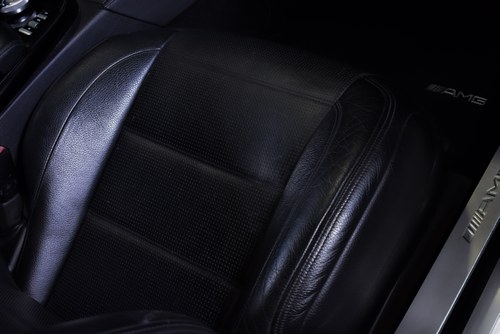 2008 Mercedes-Benz W221 S63 AMG "Performance" Sedan 6,3L V8 till salu (bild 62 av 126)