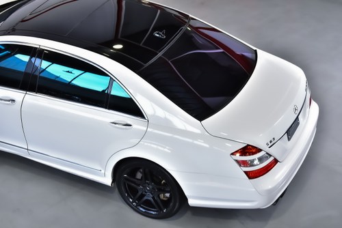 2008 Mercedes-Benz W221 S63 AMG "Performance" Sedan 6,3L V8 till salu (bild 93 av 126)