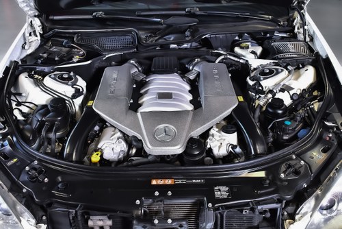 2008 Mercedes-Benz W221 S63 AMG "Performance" Sedan 6,3L V8 till salu (bild 117 av 126)