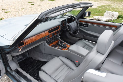 1994 Jaguar XJS Convertible For Sale (picture 27 of 169)