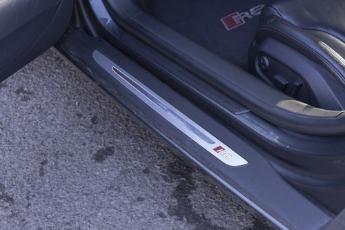 2013 Audi R8 Type 42 4.2L V8 FSI Quattro Coupe till salu (bild 25 av 93)