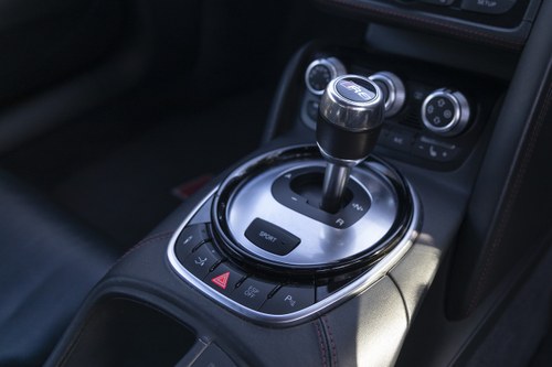 2013 Audi R8 Type 42 4.2L V8 FSI Quattro Coupe till salu (bild 35 av 93)