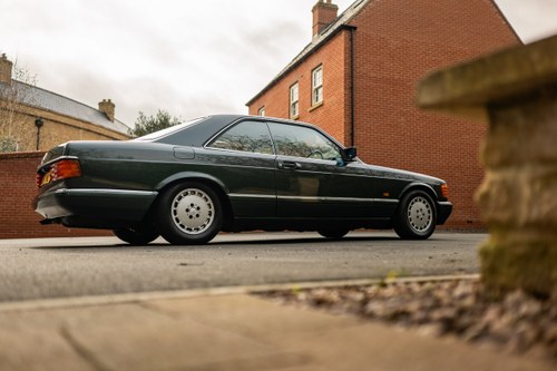 1990 Mercedes-Benz 500SEC C126 till salu (bild 24 av 226)