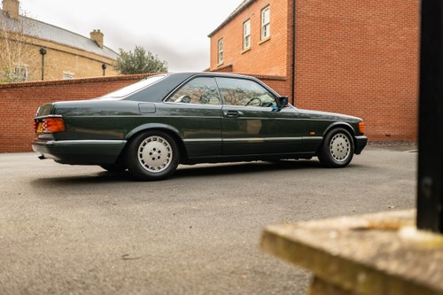 1990 Mercedes-Benz 500SEC C126 till salu (bild 25 av 226)