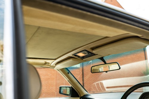 1990 Mercedes-Benz 500SEC C126 till salu (bild 42 av 226)