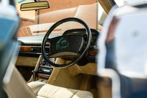 1990 Mercedes-Benz 500SEC C126 till salu (bild 46 av 226)