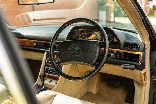 1990 Mercedes-Benz 500SEC C126 till salu (bild 49 av 226)