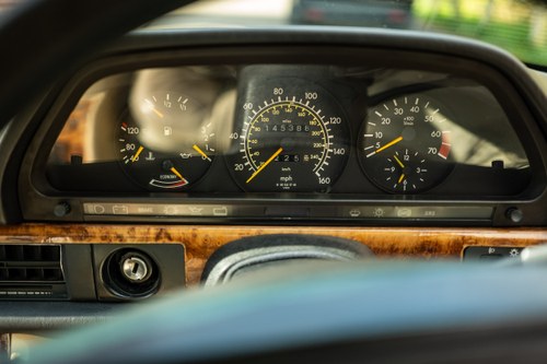 1990 Mercedes-Benz 500SEC C126 till salu (bild 53 av 226)