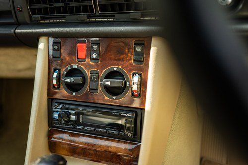 1990 Mercedes-Benz 500SEC C126 till salu (bild 58 av 226)