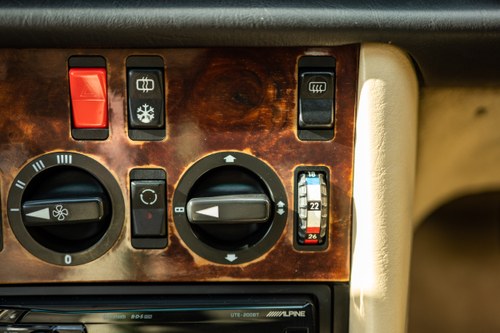 1990 Mercedes-Benz 500SEC C126 till salu (bild 59 av 226)