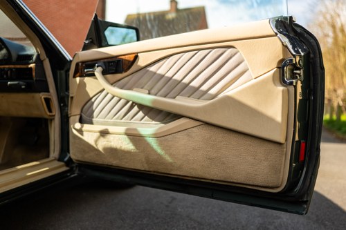 1990 Mercedes-Benz 500SEC C126 till salu (bild 75 av 226)