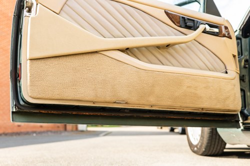 1990 Mercedes-Benz 500SEC C126 till salu (bild 82 av 226)