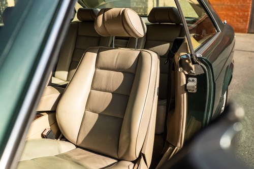 1990 Mercedes-Benz 500SEC C126 till salu (bild 83 av 226)