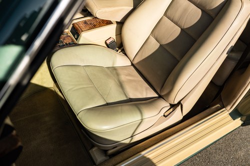 1990 Mercedes-Benz 500SEC C126 till salu (bild 84 av 226)