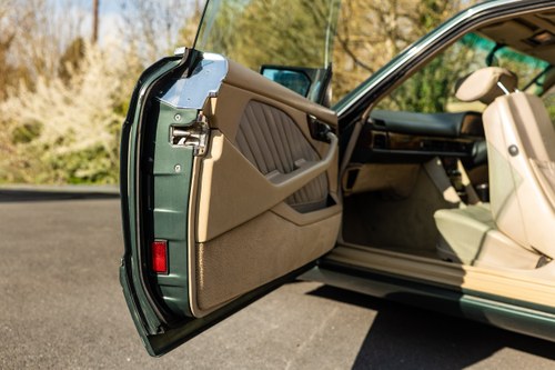 1990 Mercedes-Benz 500SEC C126 till salu (bild 96 av 226)