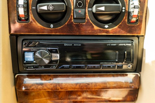 1990 Mercedes-Benz 500SEC C126 till salu (bild 101 av 226)