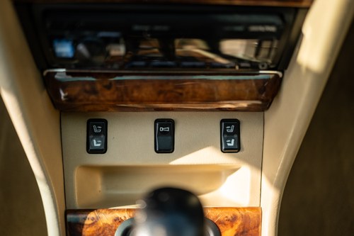 1990 Mercedes-Benz 500SEC C126 till salu (bild 102 av 226)