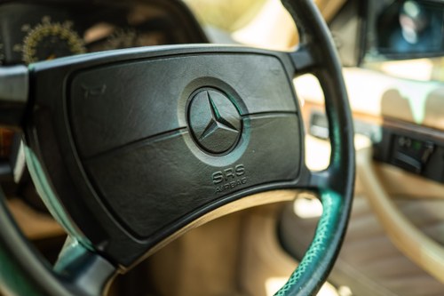 1990 Mercedes-Benz 500SEC C126 till salu (bild 105 av 226)