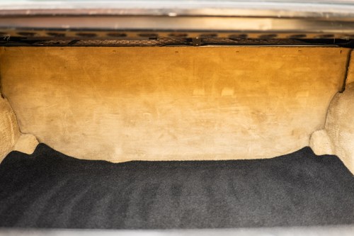 1990 Mercedes-Benz 500SEC C126 till salu (bild 108 av 226)