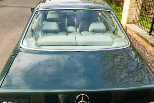 1990 Mercedes-Benz 500SEC C126 till salu (bild 131 av 226)