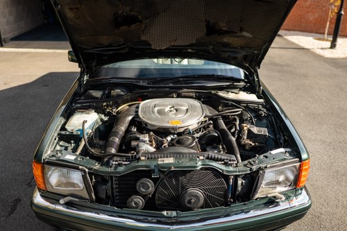 1990 Mercedes-Benz 500SEC C126 till salu (bild 153 av 226)