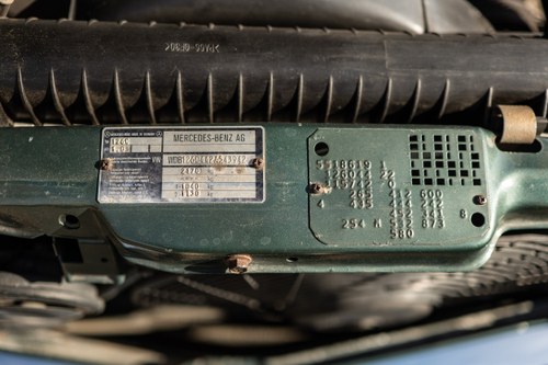 1990 Mercedes-Benz 500SEC C126 till salu (bild 177 av 226)