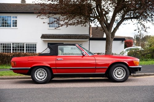 1984 Mercedes-Benz 280SL R107 For Sale (picture 18 of 216)
