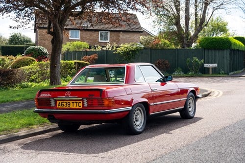 1984 Mercedes-Benz 280SL R107 For Sale (picture 24 of 216)