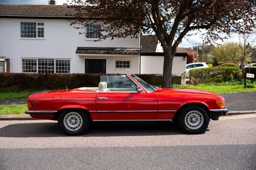 1984 Mercedes-Benz 280SL R107 For Sale (picture 9 of 216)