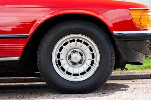 1984 Mercedes-Benz 280SL R107 For Sale (picture 51 of 216)